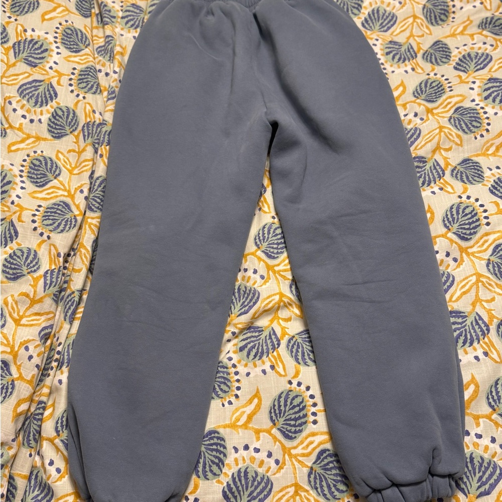 Comfirt Gray Women's Sweatshirt - Picture 5 of 5